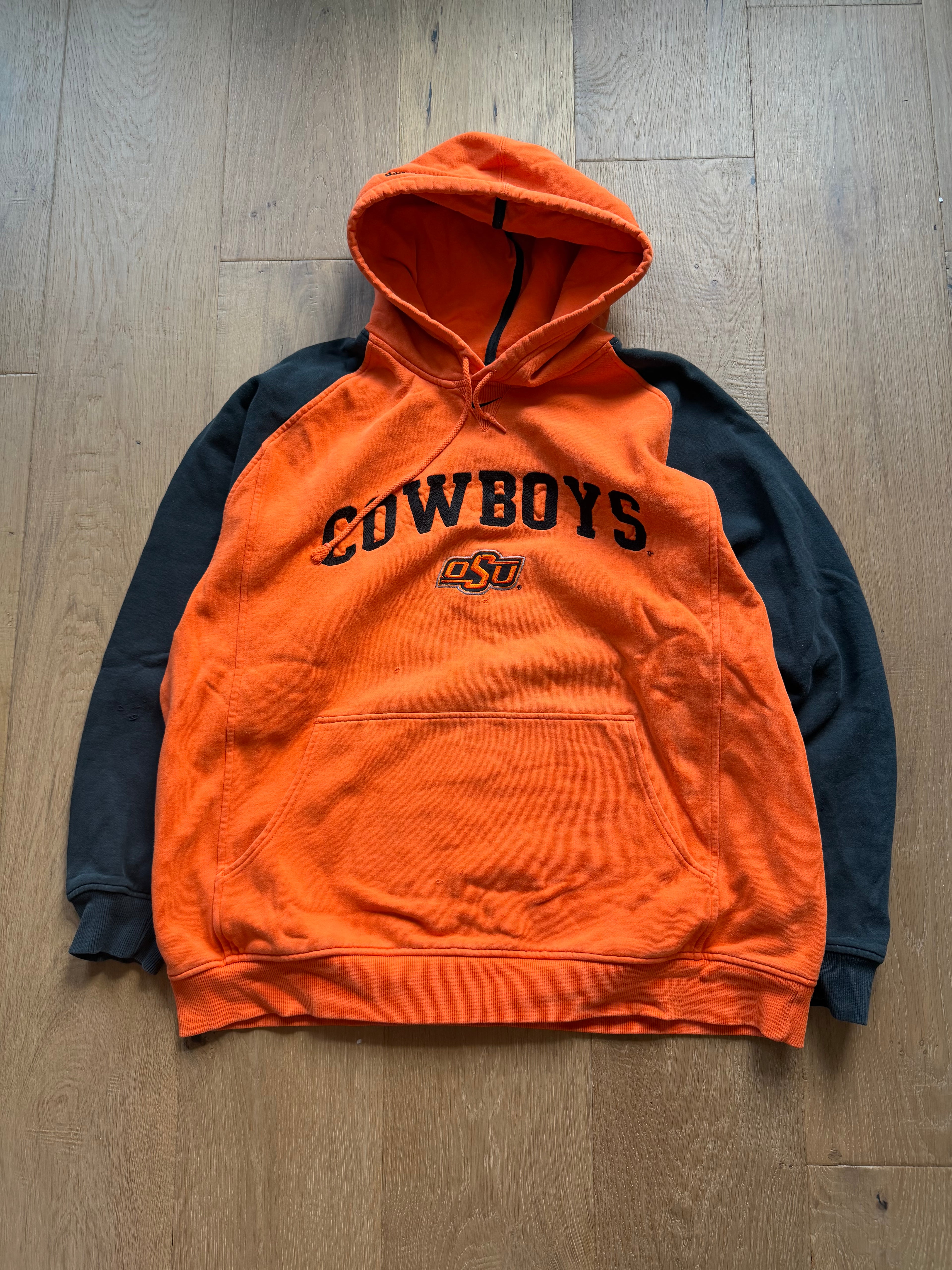 Orange and Black 00s Nike OSU “Cowboys” Centerswoosh Hoodie XL