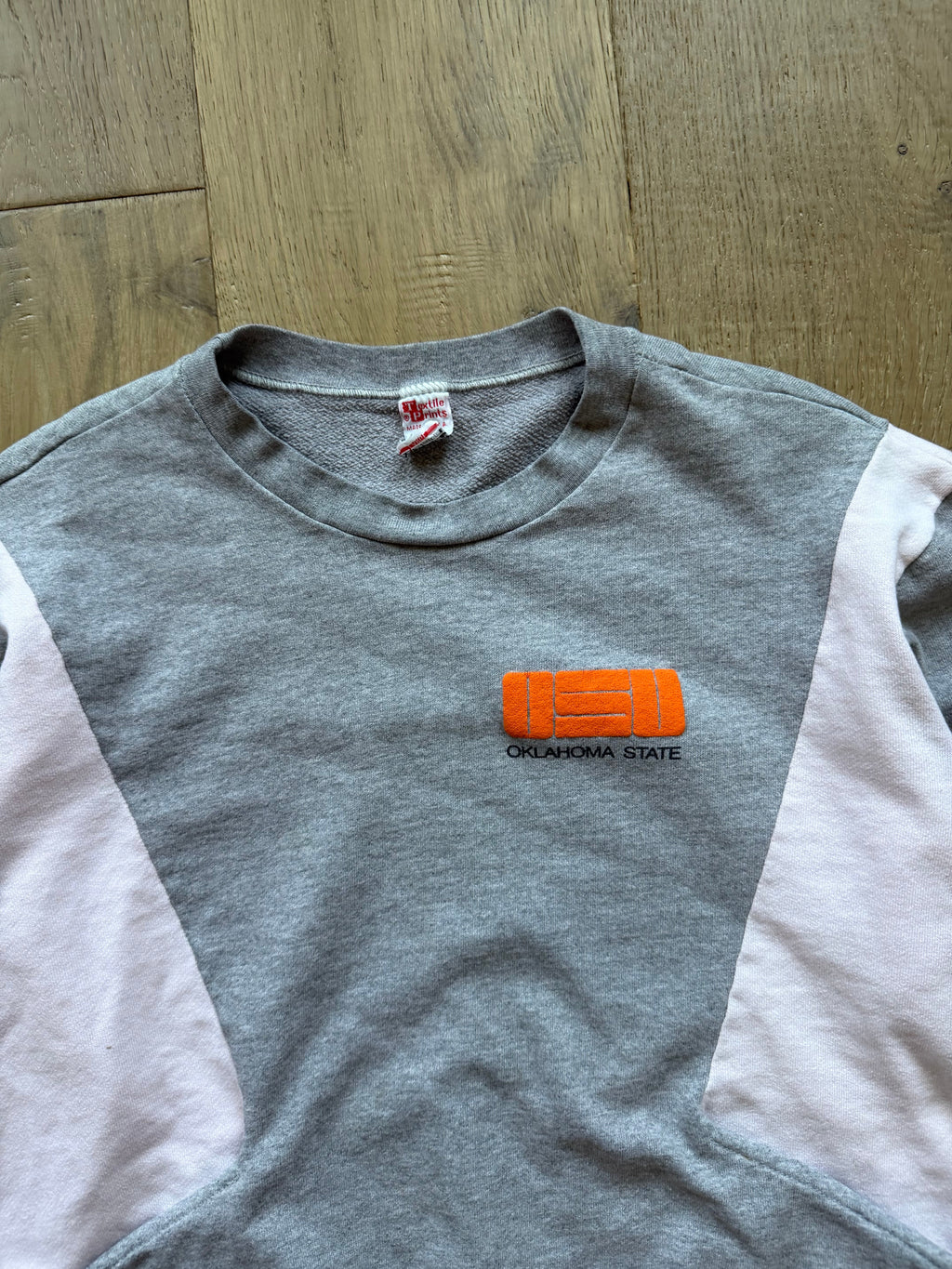 Grey + Light Pink OSU Front Pocket Crewneck Sweatshirt Small