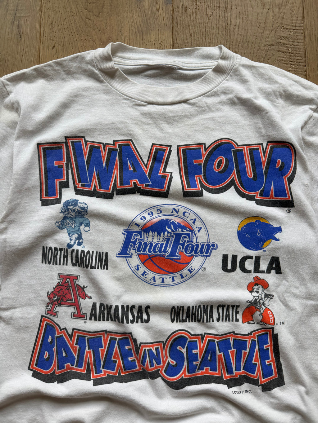 White 1995 Final Four Battle In Seattle T-Shirt Small