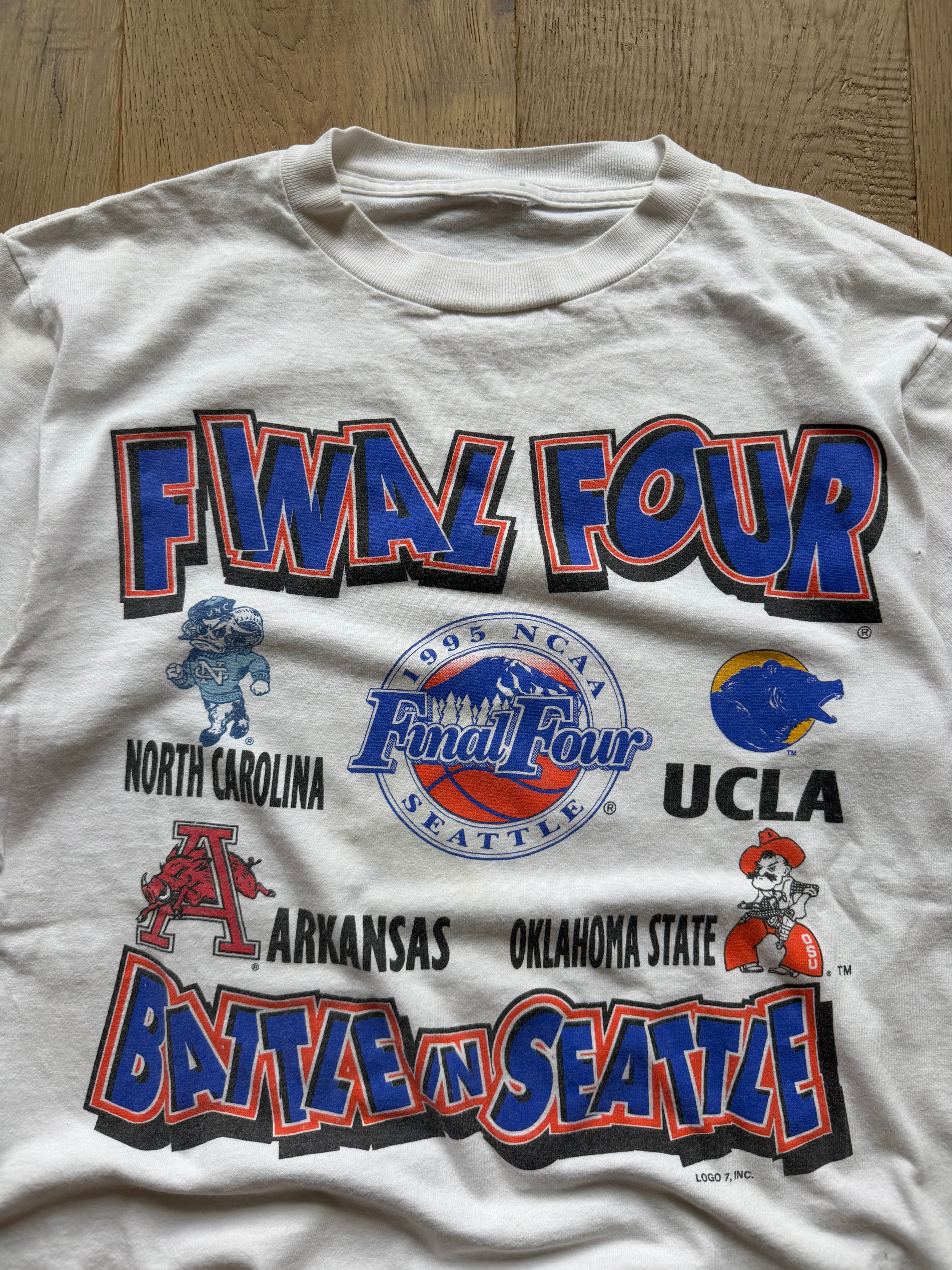 White 1995 Final Four Battle In Seattle T-Shirt Small