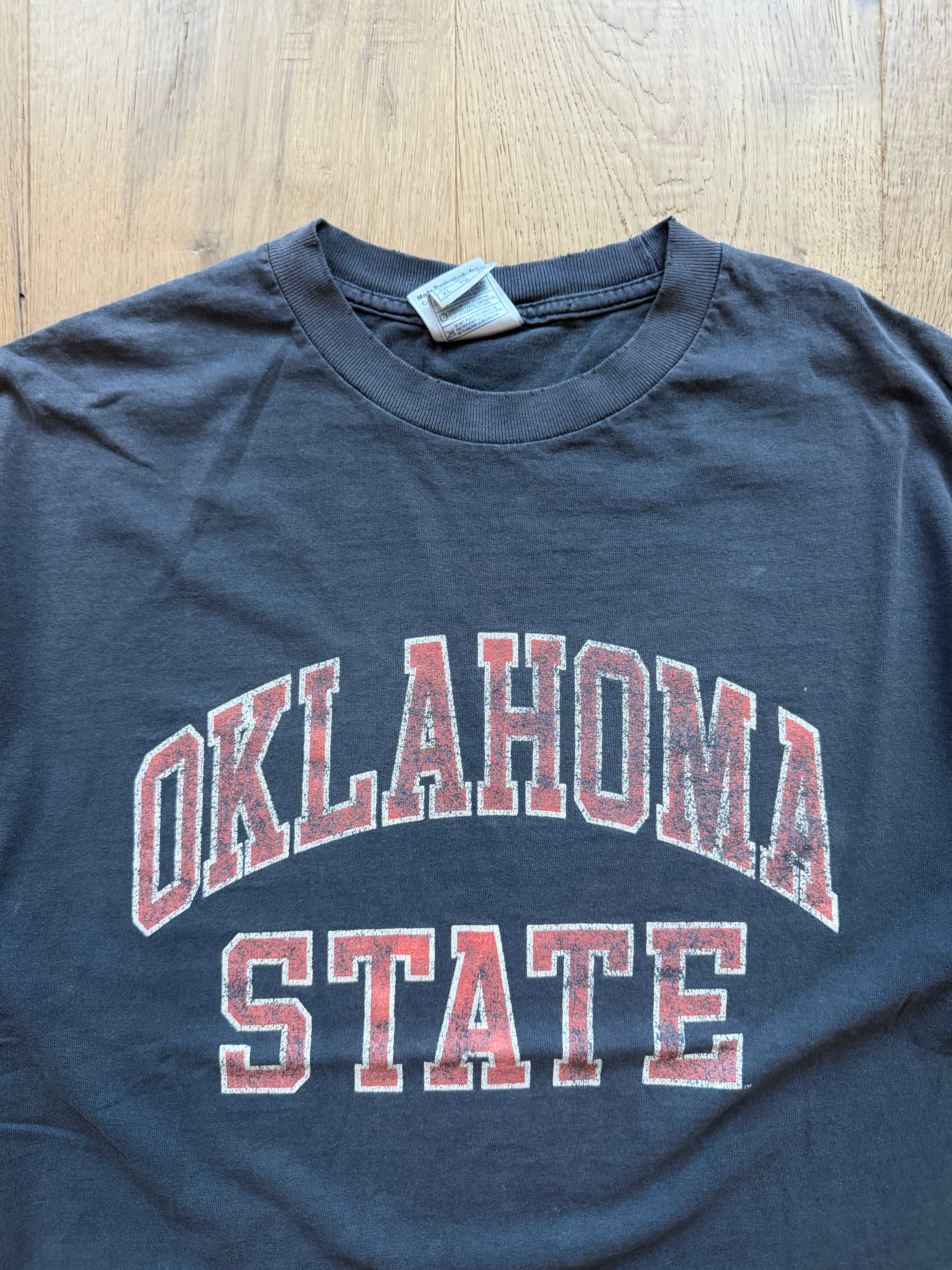 Faded Black 00s “Oklahoma State” Classic T-Shirt XL