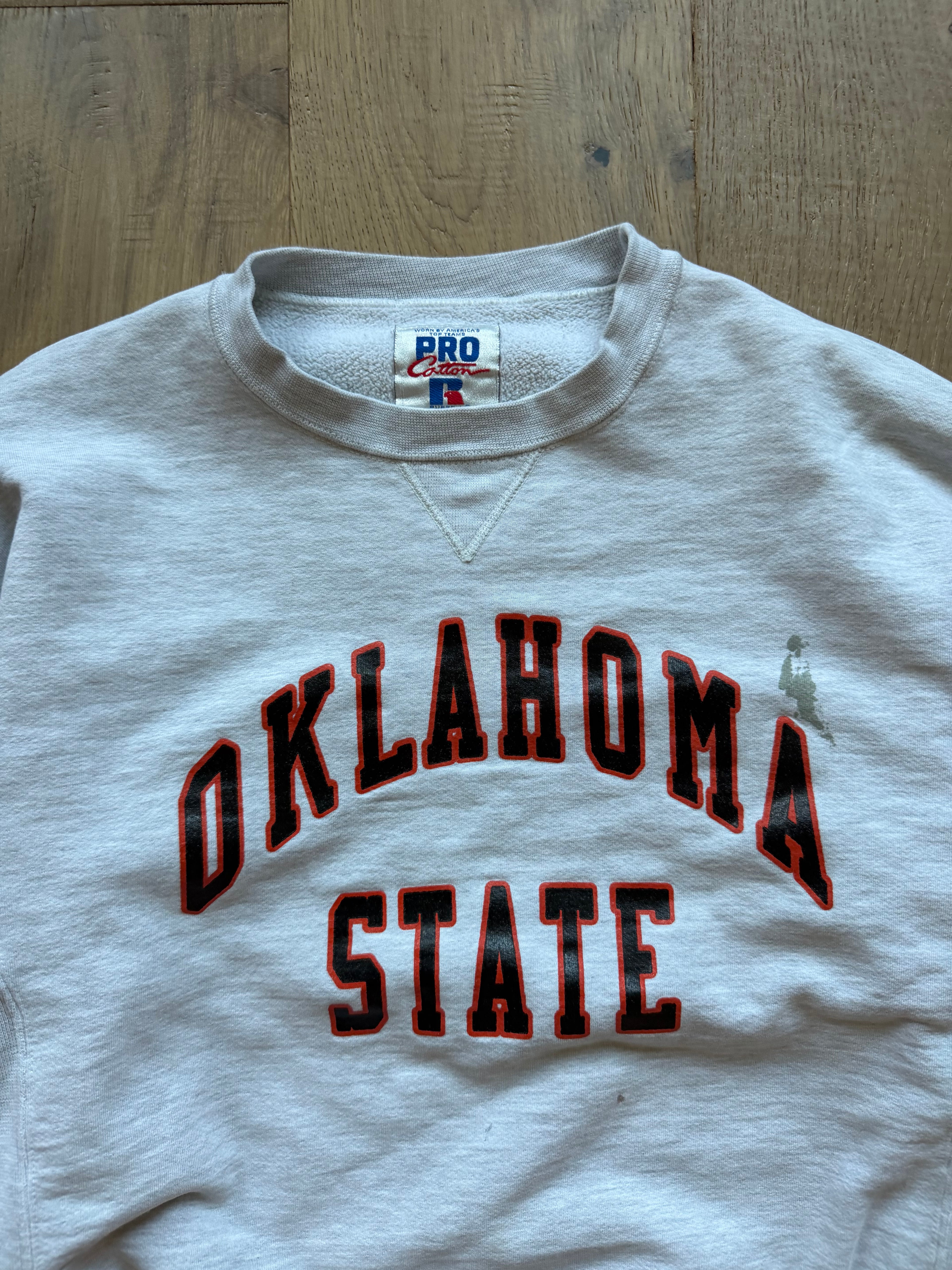 Light Grey 90s Russell Athletic Pro Cotton “Oklahoma State” Black Classic Crewneck Sweatshirt Medium