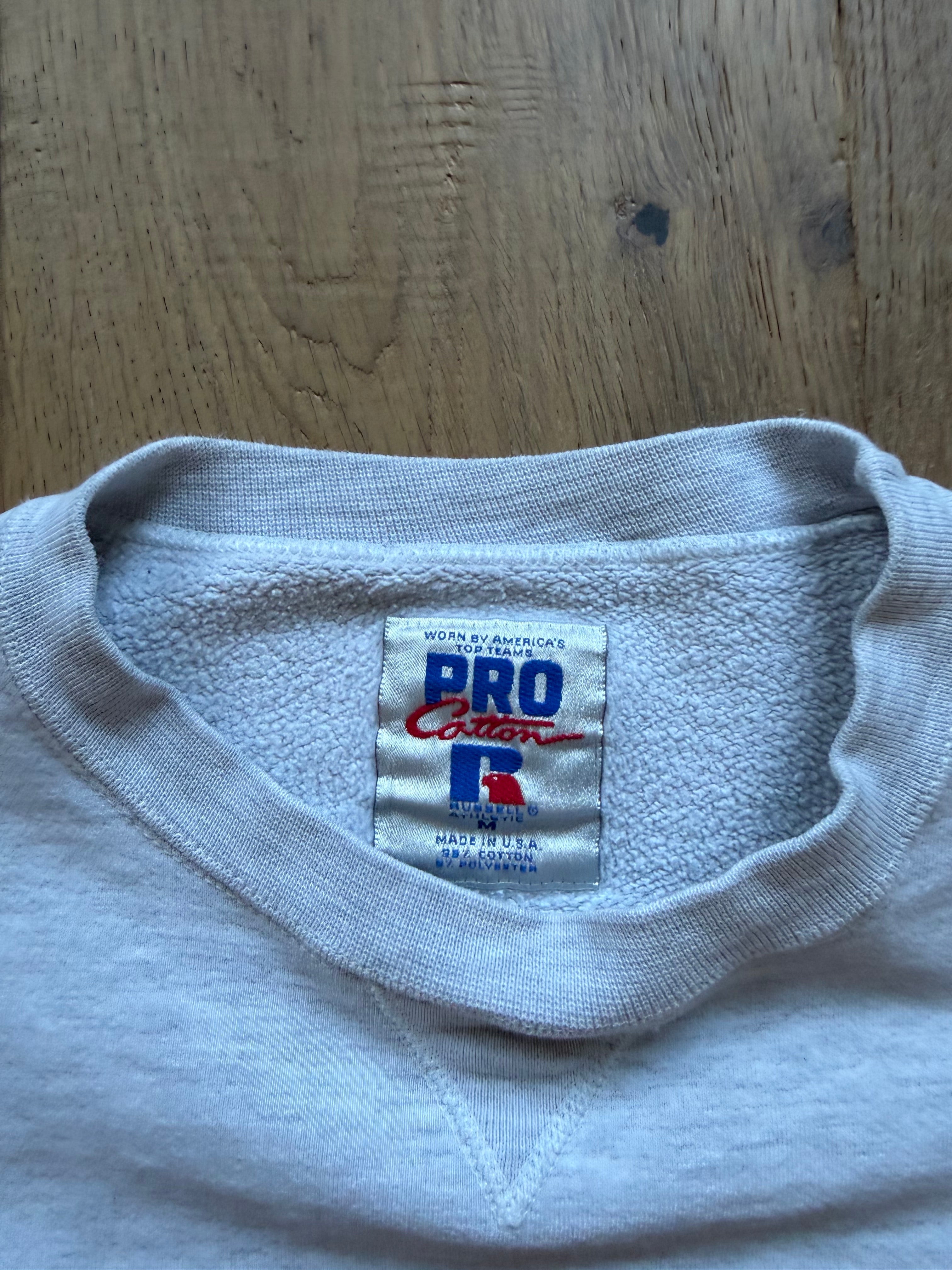Light Grey 90s Russell Athletic Pro Cotton “Oklahoma State” Black Classic Crewneck Sweatshirt Medium