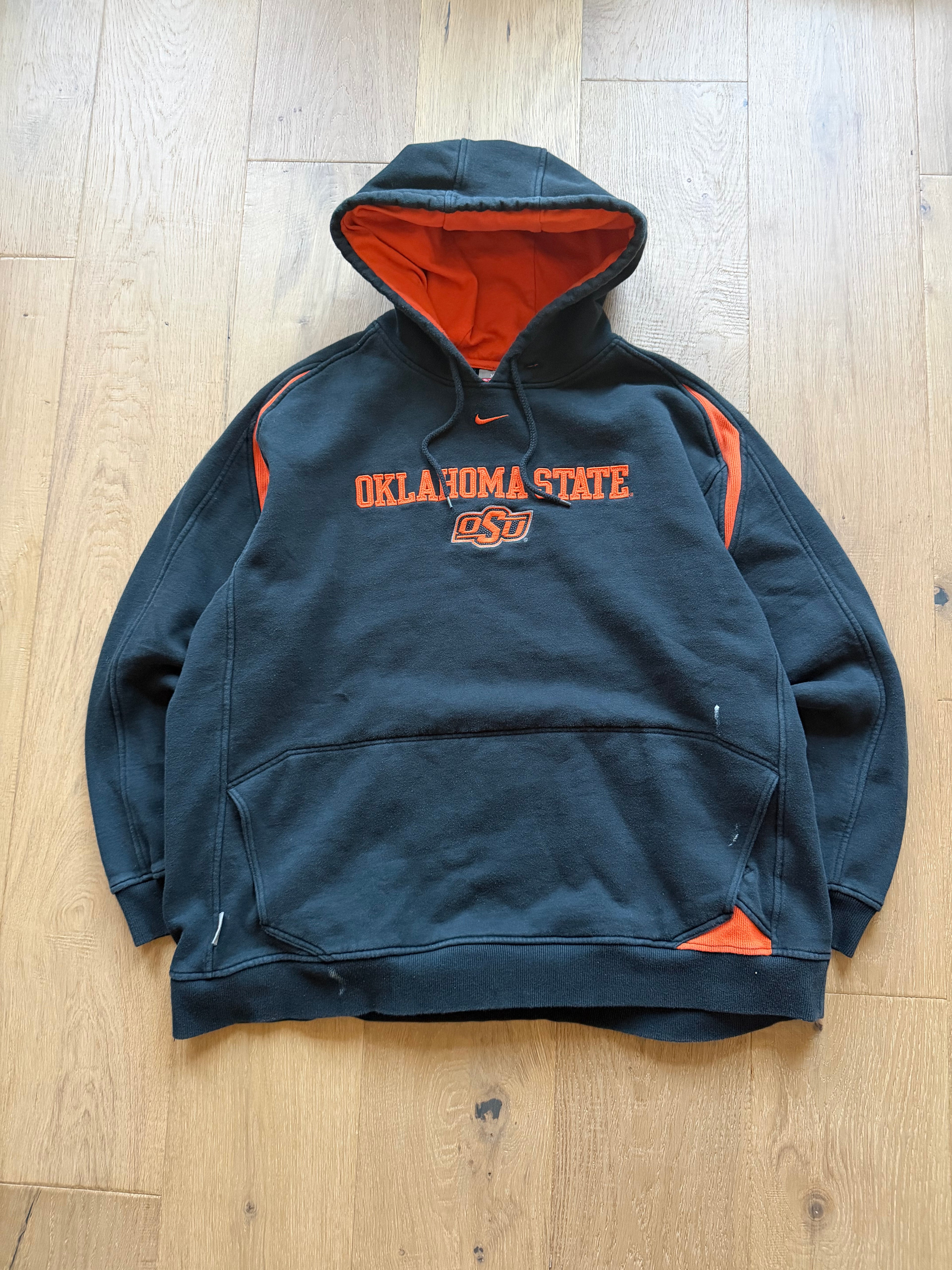 Black 00s Nike “Oklahoma State” Centerswoosh Hoodie XXL