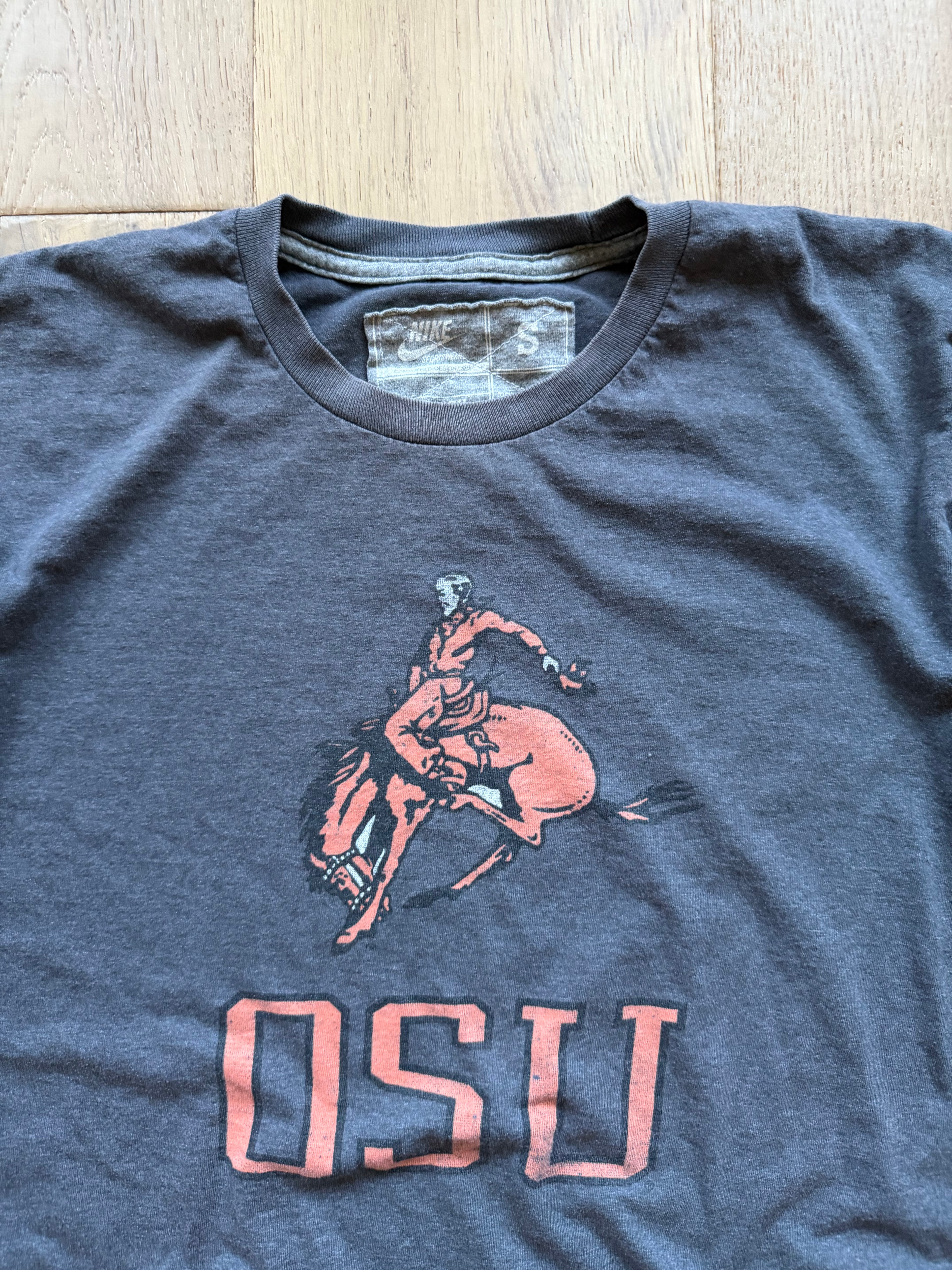 Grey 00s Nike OSU Bucking Bronco T-Shirt Medium