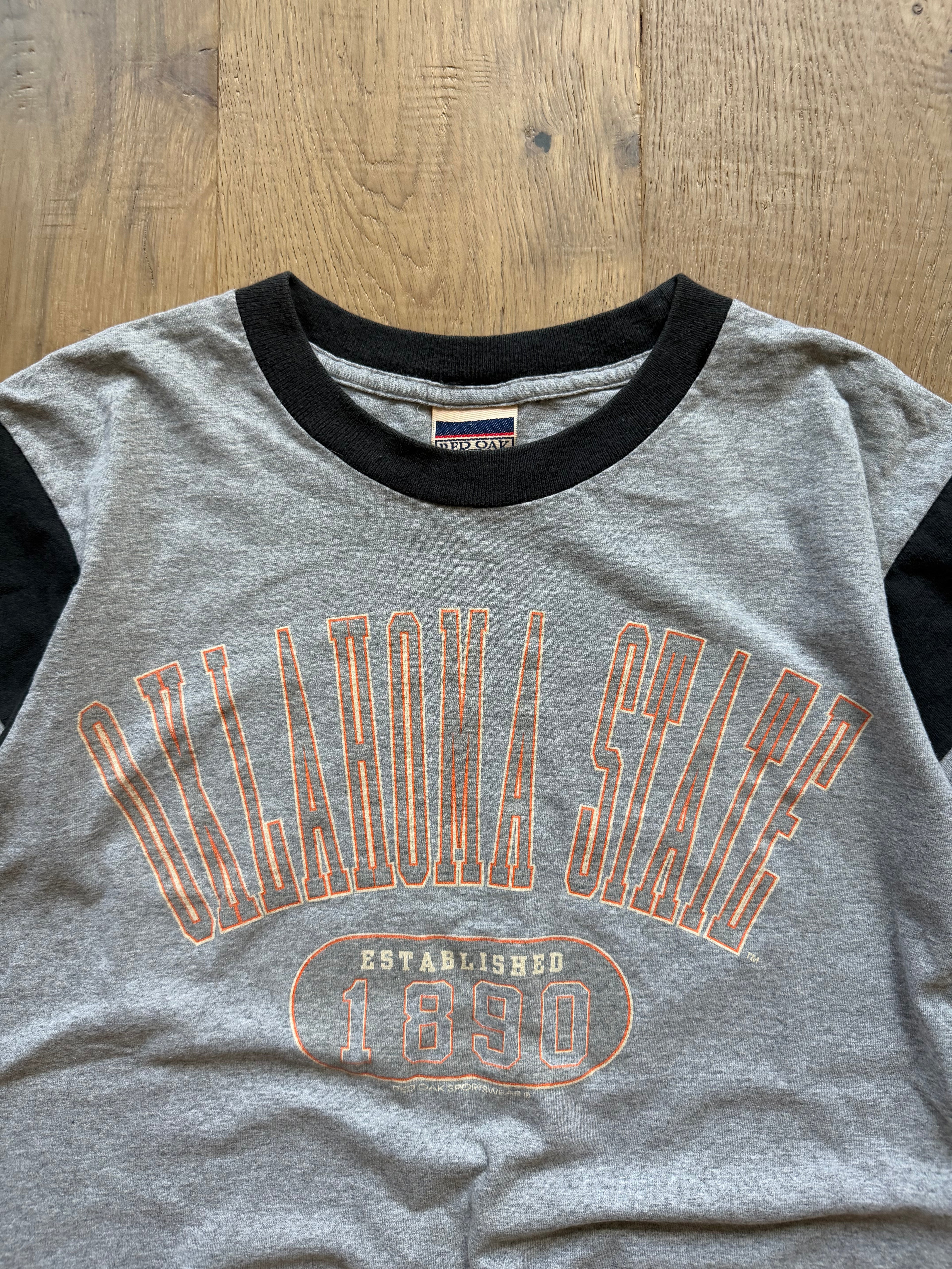 Grey + Black 00s Red Oak OSU Established 1890 Block Sleeve T-Shirt Medium