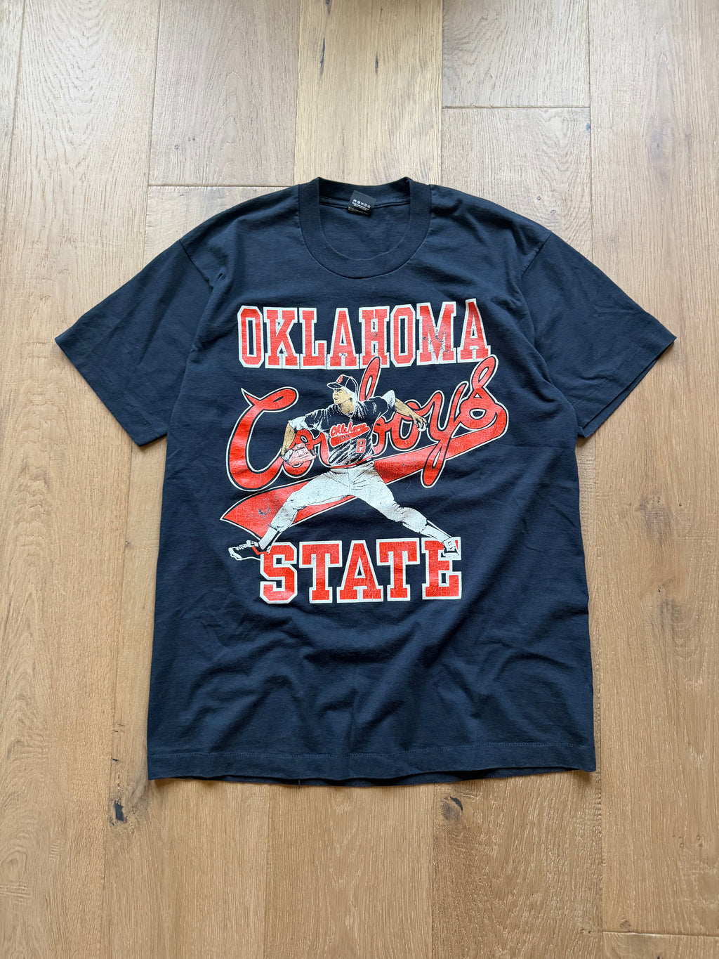 Black 90s Oklahoma State Baseball Pitcher Drawing T-Shirt Large