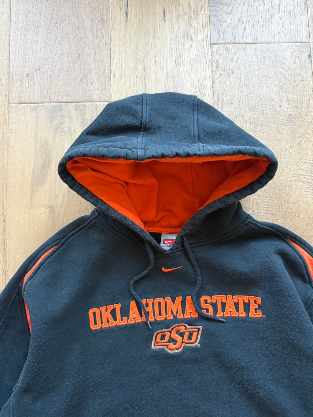 Black 00s Nike “Oklahoma State” Centerswoosh Hoodie XXL