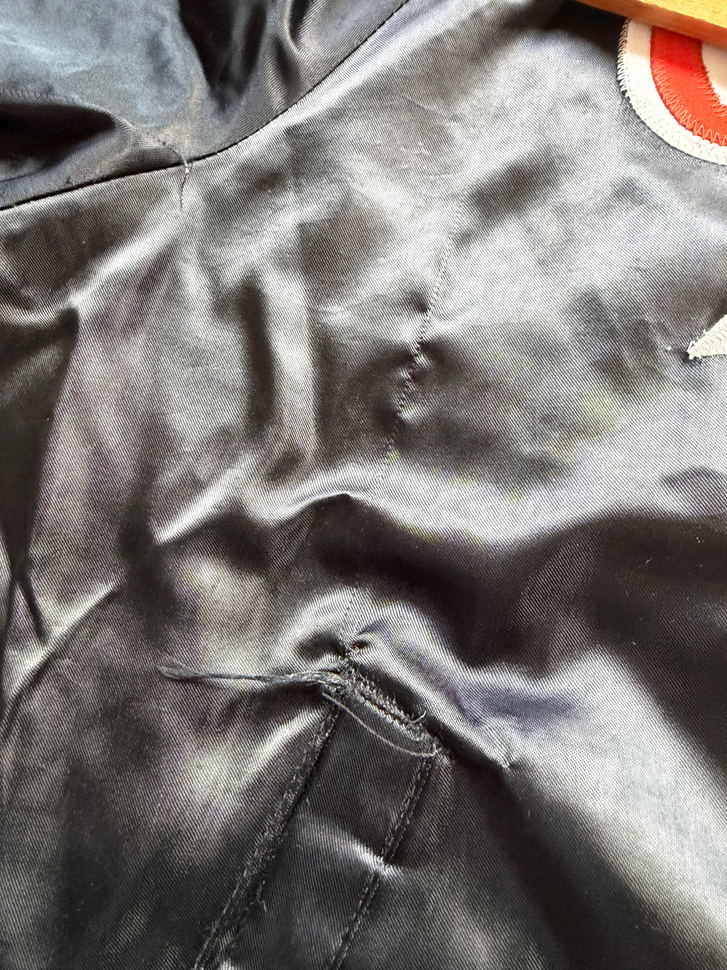 Black 90s Sactus Cowboys Tail “Oklahoma State” Patch Back Satin Jacket Medium